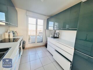  Appartement � louer 5 pi�ces 99 m�