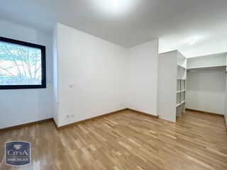  Appartement � louer 4 pi�ces 91 m�