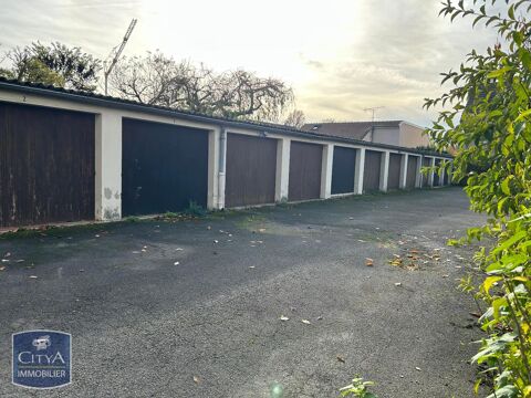  Parking / Garage � louer 