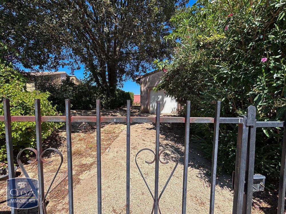 À LOUER : Découvrez cette charmante maison qui vous atte....
