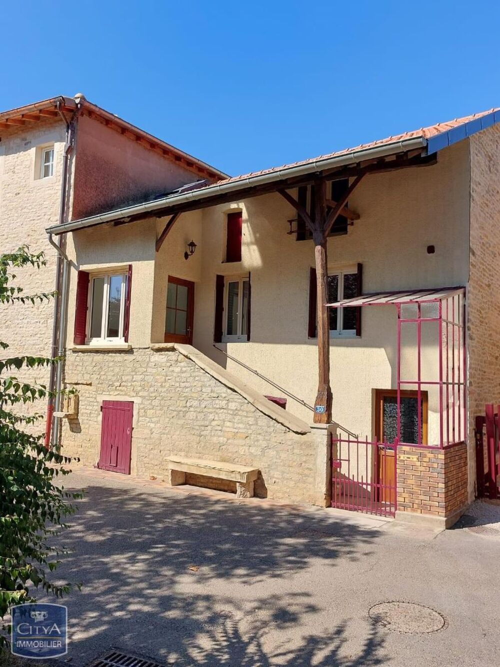 location Maison - 3 pièce(s) - 57 m² Chardonnay (71700)
