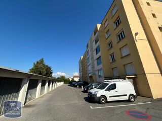  Parking / Garage à louer 14 m²