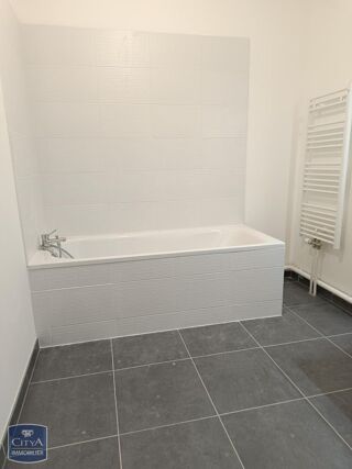  Appartement à louer 3 pièces 