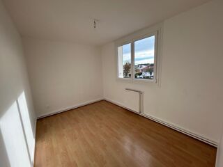  Appartement � louer 4 pi�ces 88 m�