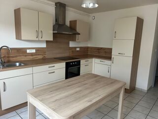  Appartement à louer 3 pièces 73 m²