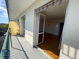  Appartement à louer 3 pièces 75 m²