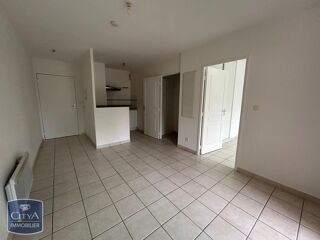  Appartement à louer 2 pièces 37 m²