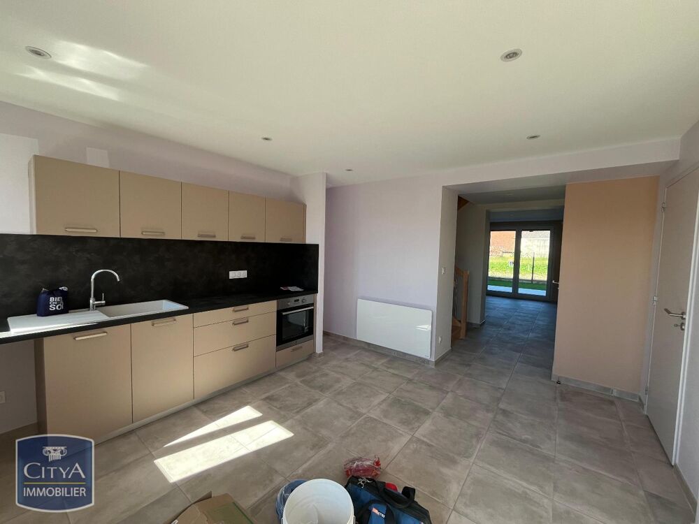 location Appartement - 4 pièce(s) - 101 m² Feillens (01570)