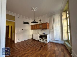  Appartement à louer 2 pièces 69 m²