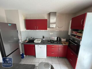  Appartement à louer 4 pièces 87 m²