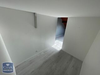  Appartement à louer 3 pièces 61 m²