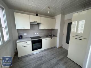  Appartement à louer 4 pièces 68 m²
