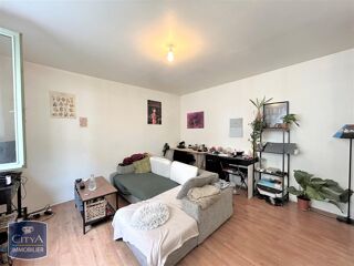  Appartement à louer 2 pièces 37 m²