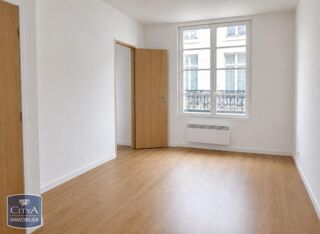  Appartement à louer 2 pièces 28 m²