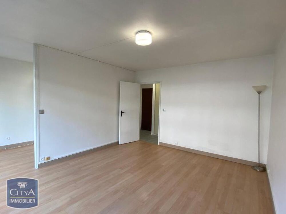 À louer - T1 de 35 m² avec terrasse et jardinet à Joué-l....