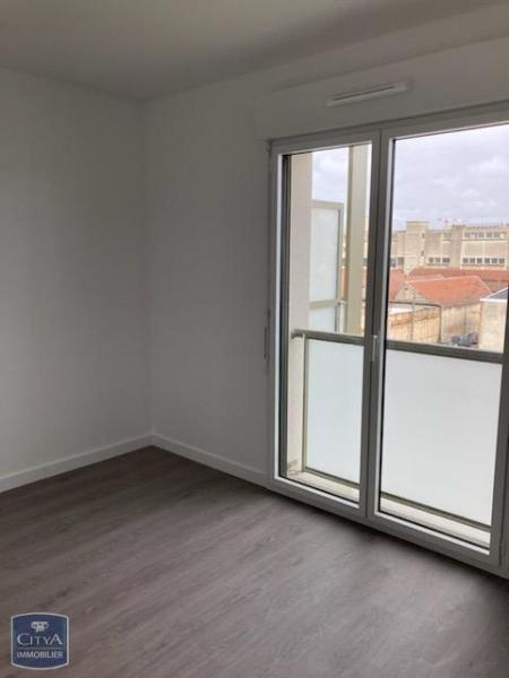 À LOUER : Appartement neuf T2 situé à Reims, dans le qua....