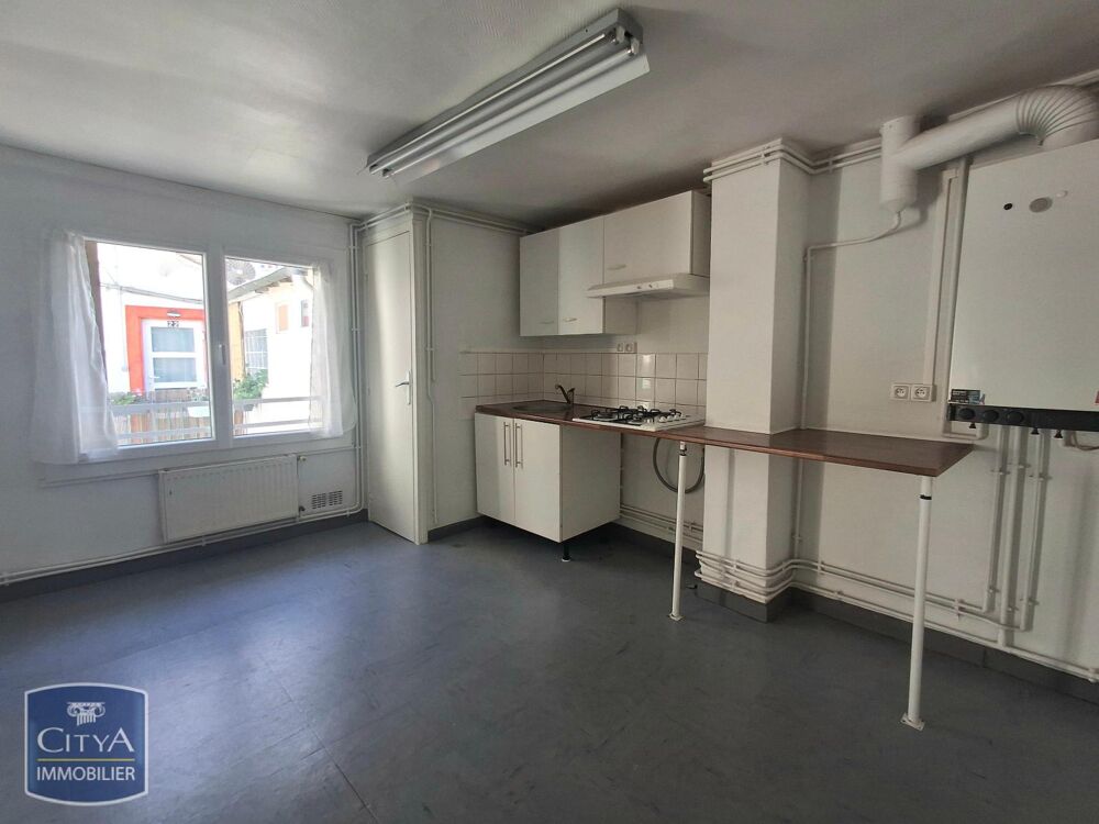 À LOUER : Appartement T3 situé à Clermont-Ferrand, avenu....
