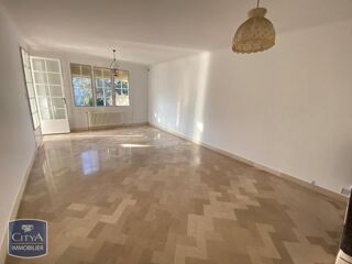  Maison à louer 4 pièces 90 m²