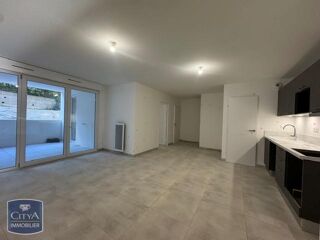 location Appartement - 3 pièce(s) - 65 m² Béziers (34500)