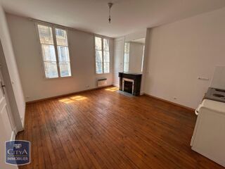  Appartement à louer 2 pièces 55 m²