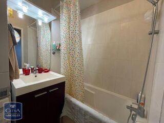  Appartement à louer 2 pièces 48 m²