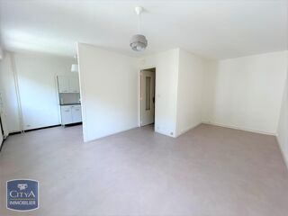  Appartement à louer 1 pièce 31 m²