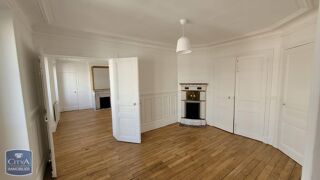  Appartement à louer 4 pièces 79 m²
