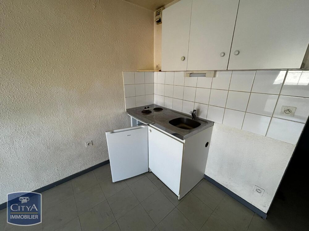 À LOUER : Appartement T1 situé à Cholet, dans le secteur....