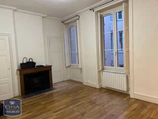  Appartement à louer 1 pièce 54 m²