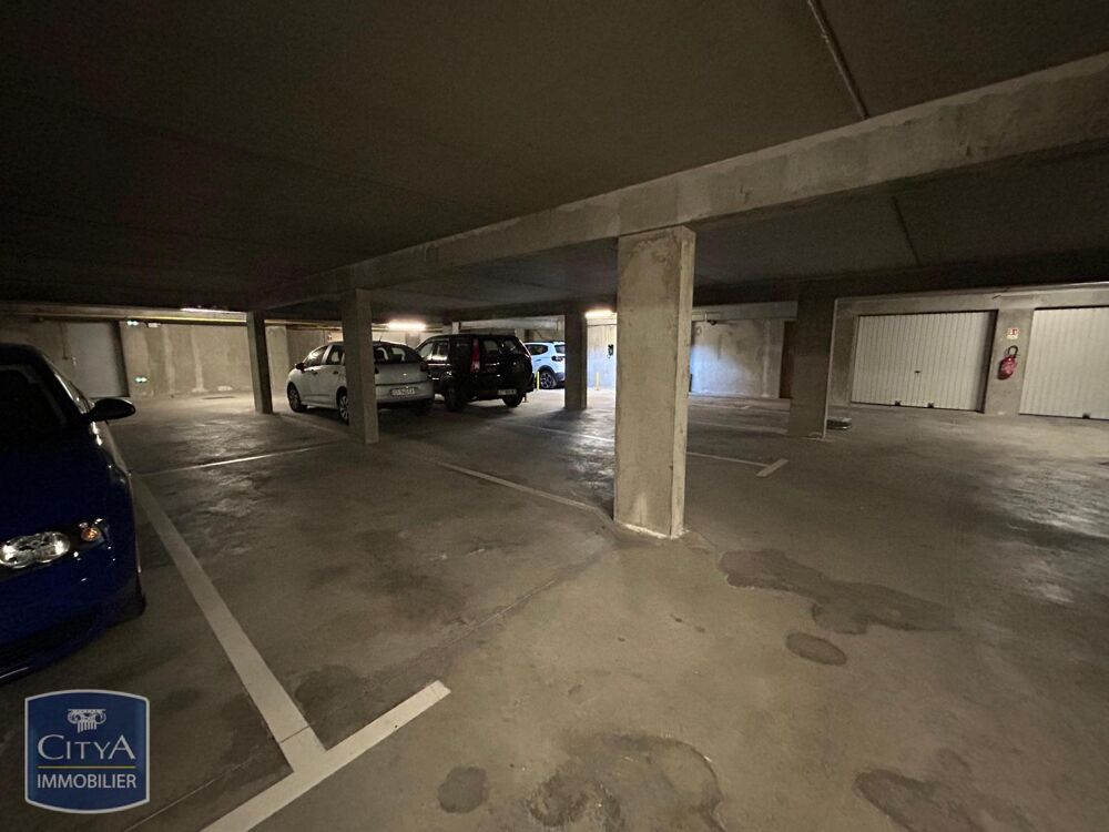 location Parking / Garage - 15 m² Barberaz (73000)