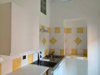  Appartement à louer 1 pièce 31 m²