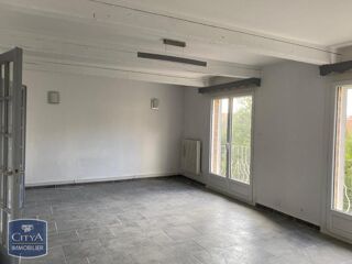  Appartement à louer 3 pièces 92 m²