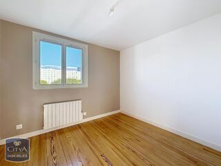  Appartement à louer 3 pièces 50 m²