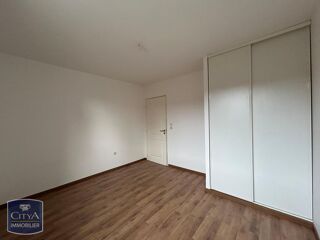  Appartement à louer 4 pièces 109 m²