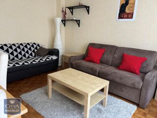  Appartement à louer 2 pièces 45 m²