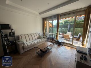  Appartement à louer 3 pièces 55 m²