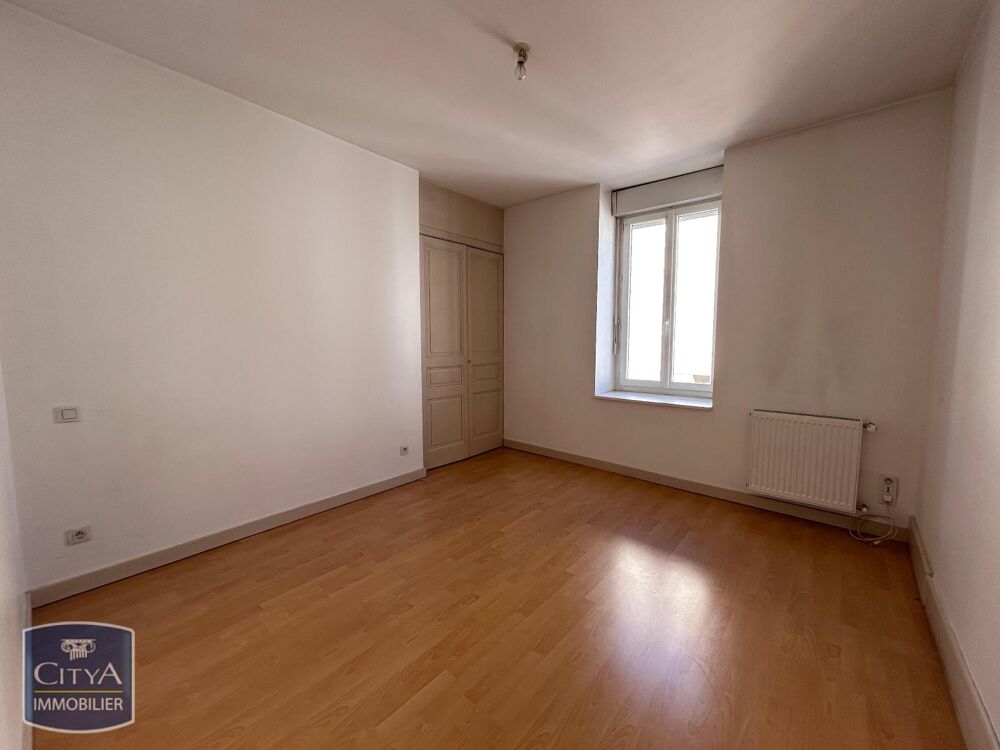 Appartement T3 situé à Limoges, Avenue des Ruchoux. Ce b....
