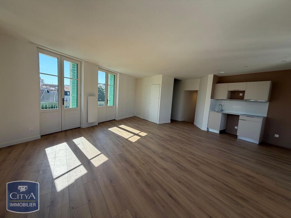 location Appartement - 4 pièce(s) - 90 m² Vichy (03200)