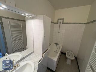  Appartement à louer 2 pièces 44 m²