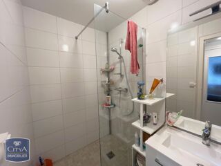  Appartement à louer 3 pièces 65 m²