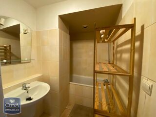  Appartement à louer 2 pièces 46 m²