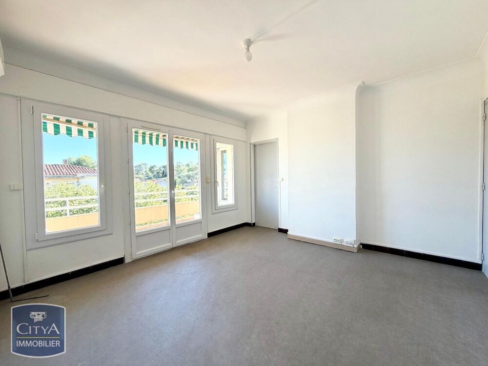 location Appartement - 4 pièce(s) - 65 m² Nimes (30900)