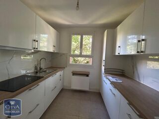  Appartement à louer 3 pièces 55 m²