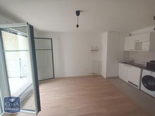  Appartement à louer 2 pièces 45 m²