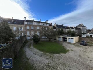  Parking / Garage à louer 