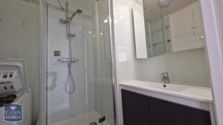  Appartement à louer 2 pièces 52 m²