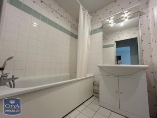 Appartement à louer 2 pièces 48 m²