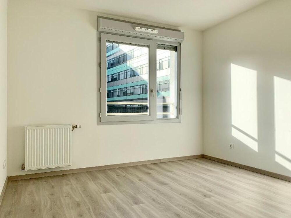 location Appartement - 3 pièce(s) - 61 m² Vaulx-en-Velin (69120)