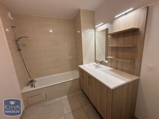  Appartement à louer 2 pièces 39 m²