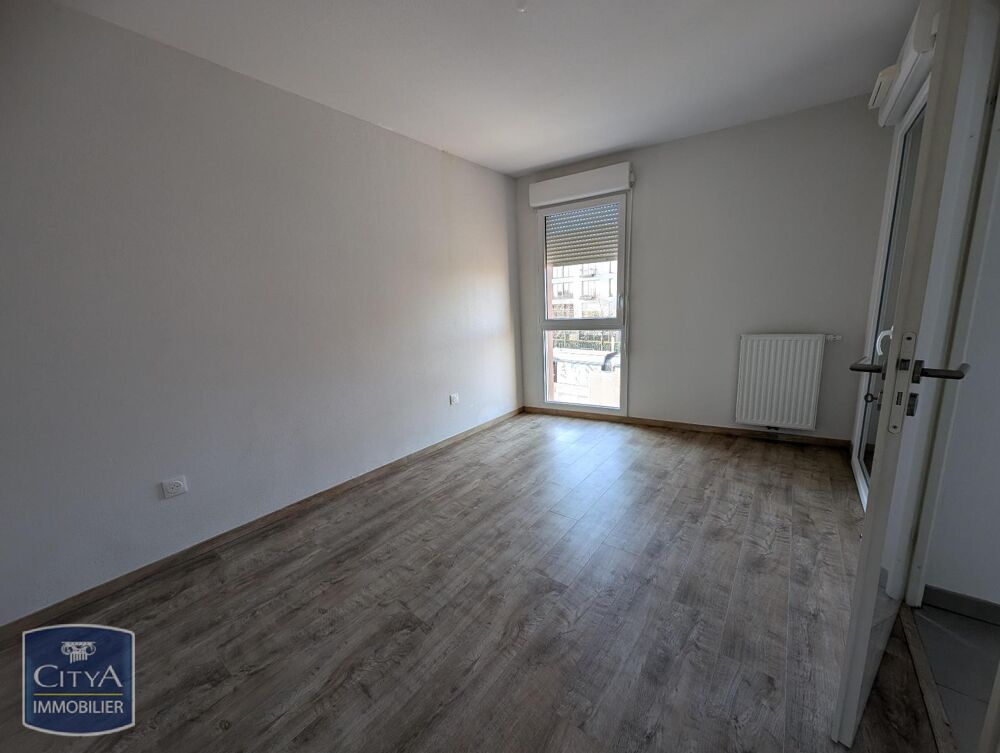 À LOUER : Appartement récent T3 à Cenon, situé dans un q....